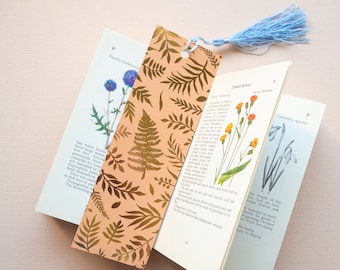 Gold Foil Foliage Pattern Bookmark | Illustrated Double Sided Bookmark | Nature | Fern Pattern | Book Lovers Gift | Little Paisley Designs