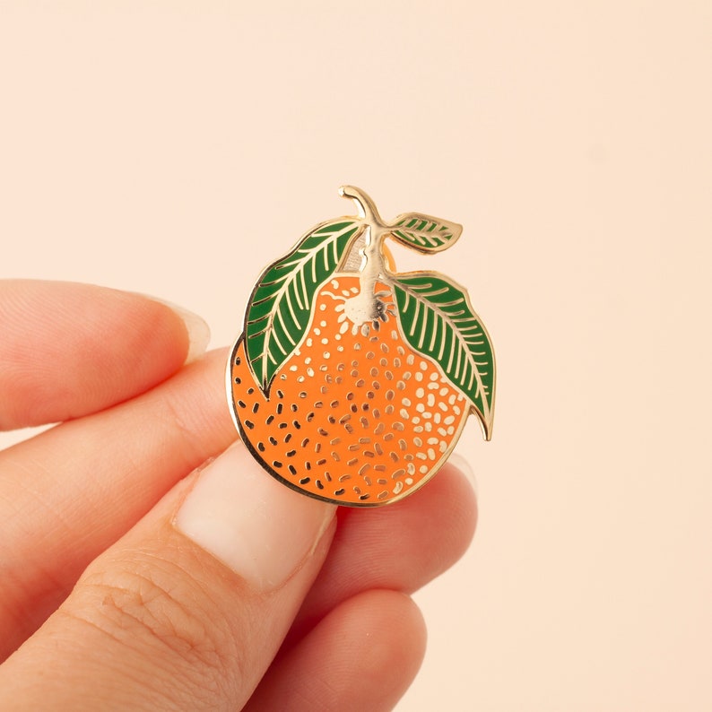 Clementine Emaille Pin Anstecknadel Hard Emaille Pin Emaille Pin Anstecker Zitrus Pin Orange Blatt Pin Kleine Paisley Designs Bild 10