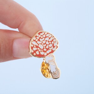 Toadstool Enamel Pin Pin Badge Hard Enamel Pin Gold Enamel Pin Badge Toadstool Pin British Mushrooms Lapel pin British Nature image 2