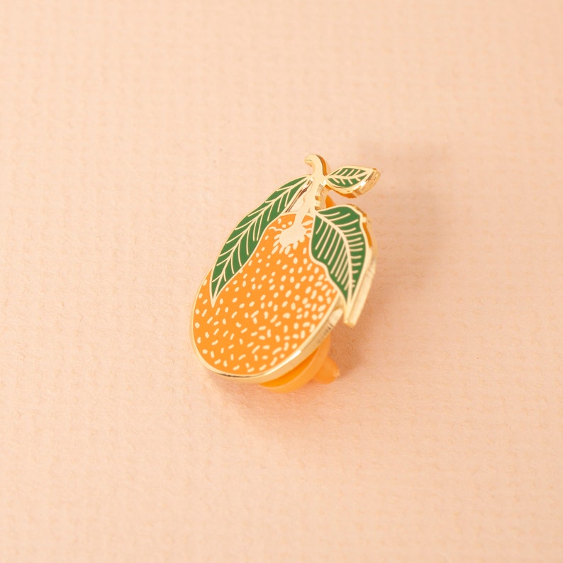 Clementine Emaille Pin Anstecknadel Hard Emaille Pin Emaille Pin Anstecker Zitrus Pin Orange Blatt Pin Kleine Paisley Designs Bild 9