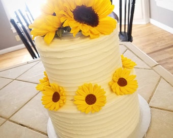 Toppers de cupcakes de gâteau de tournesols fondants faits à la main