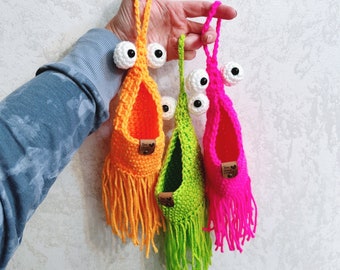 Yip Yip Alien Car Accessory Holder: Crochet Air Plant Hanger