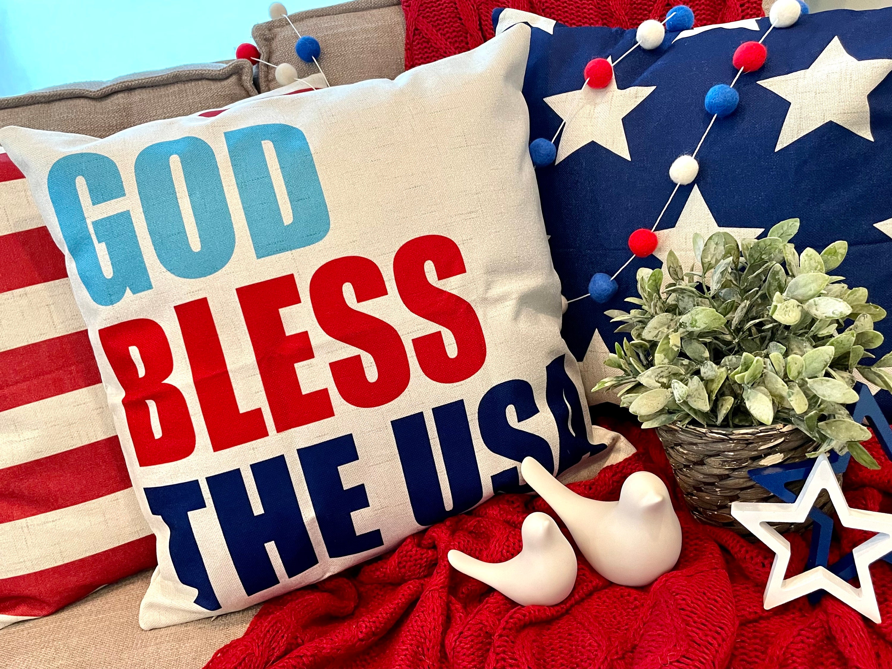 Holiday Pillows God Bless America 18 x 18 White Indoor Throw Pillow