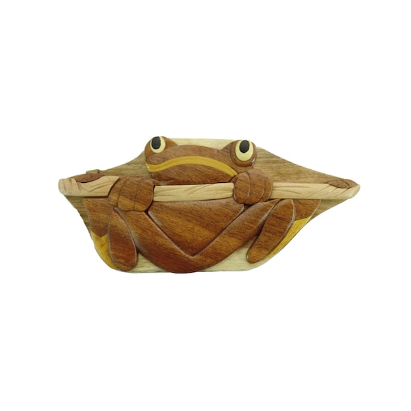 Tree Frog (Coqui) - Carver Dan’s hand-carved wooden puzzle box with hidden red felt interior compartment.