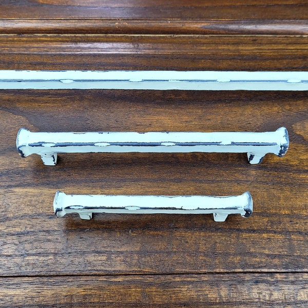 Shabby Chic Drawer Pull, Distressed Cream White Cabinet Pull handle, Farmhouse Kitchen Cupboard Hand Forged Rustic Wrought Iron 3 Size Pulls