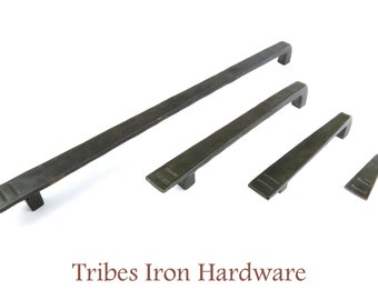 Tirador de armario forjado a mano, pomo de cajón, moderno tirador de armario de cocina de estilo rústico, tirador de puerta de armario de hierro forjado, herrajes de metal martillado