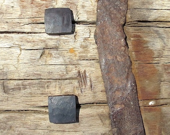 32 Square Head Nails Lot Decorative 3/4" Wrought Iron Clavos Furniture Wood Door Gate Metal Stud Country Antique HAND FORGED Period Hardware