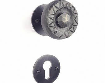 Runde Türknöpfe Euro Zylinderabdeckplatte PAIR Set, Hebeltür Griffe, geschmiedetes rustikales Schmiedeeisen Architektonischer Eingang & Innenraum