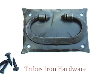 Tirador de aro para armario con placa trasera, tirador de cajón de hierro forjado, tirador de puerta de armario de cocina con caja de manta de baúl antiguo, metal forjado a mano