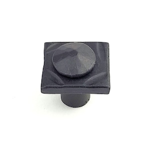 Handgesmede kastknop, smeedijzeren keukenladeknop, gehamerd rustiek vierkante metalen hardware, dressoirkastdeurklink