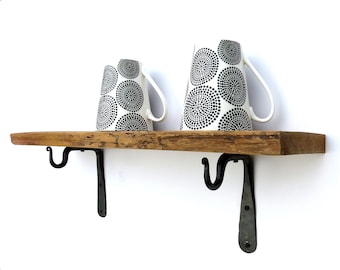 2 mini soportes para estantes, ganchos de hierro rústico martillado, colgador de pared para especias y tazas de cocina, soporte de varilla en forma de S, soporte para vasos de madera, forjado a mano por herrero