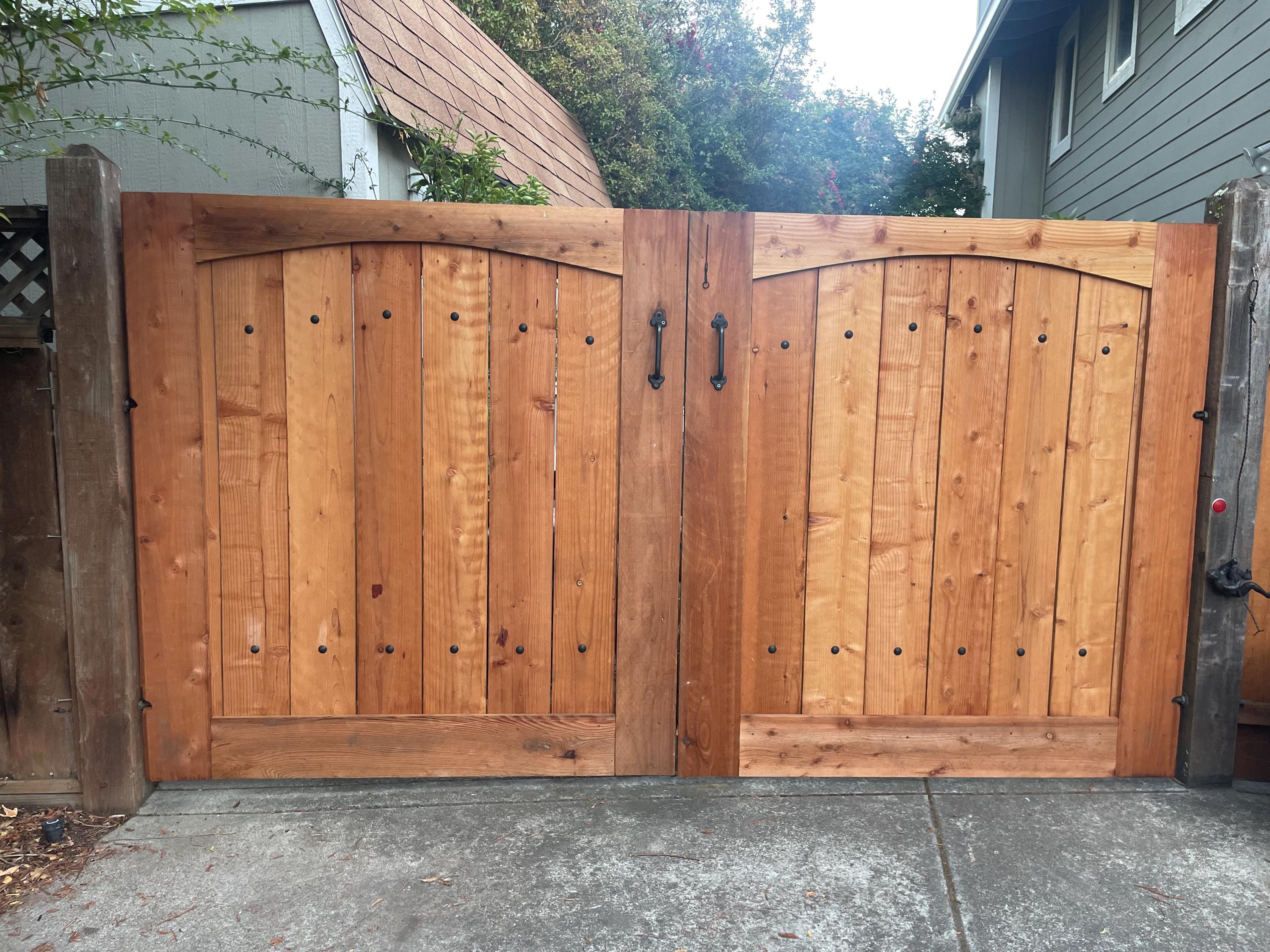 QUARKZMAN 120 Pcs Petits Clous En Laiton 1,2mmx8mm(DxL) Petits Clous Clous De Quincaillerie Petits Clous Pour Boîtes Décoratives En Bois Accessoires De Maison, Tonalité Laiton