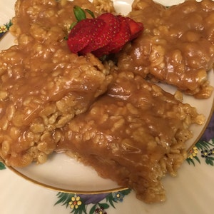 White House Peanut Butter Krispies Treats