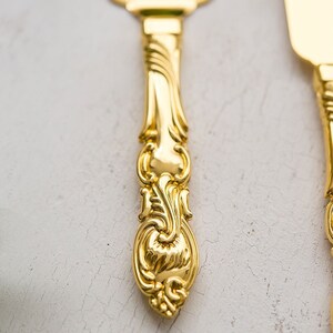 Classico Engraved Wedding Cake Knife Set Gold Wedding Accessories Personalized zdjęcie 4