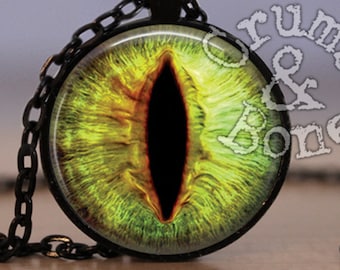 Handmade Lime Green Cat's Eye or Dragon's Eye Pendant Necklace