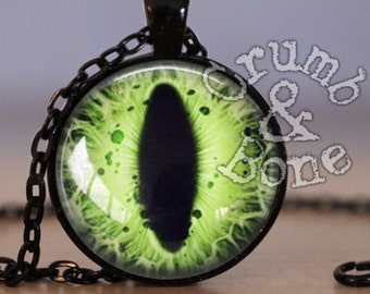 Green Cats Eye Necklace: Steampunk Third Eye Pendant, Halloween Jewelry