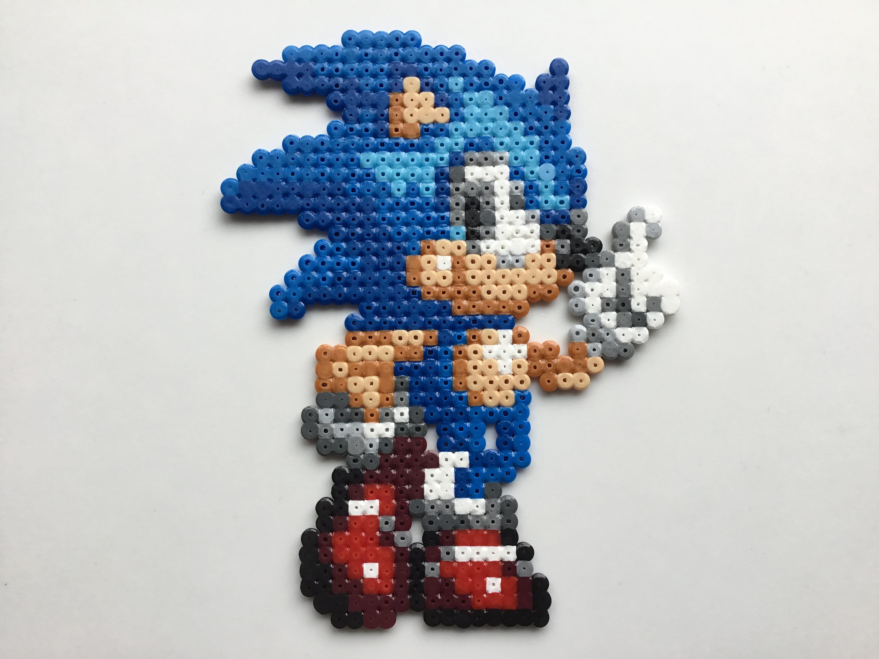 CUSTOM PERLER BEAD ART. SONIC THE HEDGEHOG. SEGA. HANDMADE. PIXEL ART.