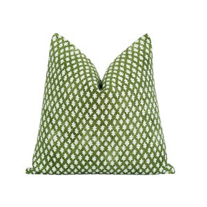 Kale Green and White Abstract Leaf Pillow Cover • 18 20 22 Green Linen Blend • Handmade Throw Pillow • Grandmillennial Accent Pillow Case