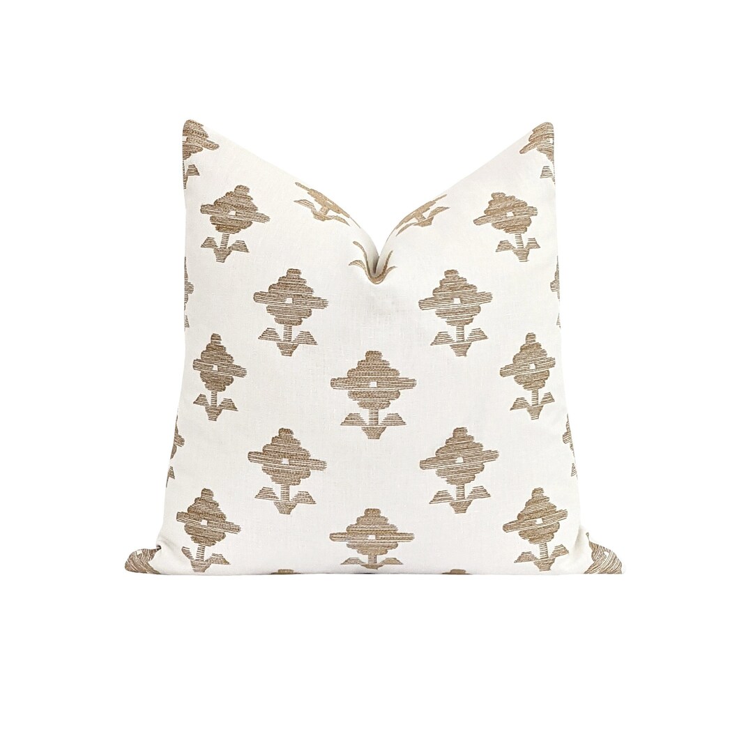 Rubia Ivory Pillow Cover, Modern Embroidered Floral Pillow Cover ...