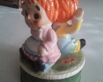 Raggedy Ann and Andy Music player
