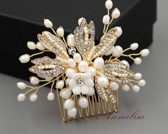 Gold Hair Comb, Freshwater Pearl Floral Wedding Hair Comb, Crystal Bridal Hair Comb, Crystal Rhinestone Hair Clip, Wedding Headpieces