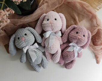 Patrón de conejito de ganchillo: Peluche amigurumi sin costuras (PDF)