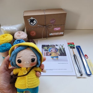 Mothers Day gift for Daughter, Crochet Kit, Gift from daughter to mother, Amigurumi Kit