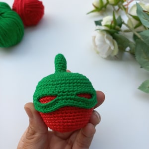 Poisoned apple crochet pattern, Crochet Pattern Poison Apple, Crochet Keychain Pattern