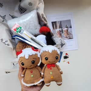 Crochet Kit, Christmas Gift, Gingerbread Crochet Kit, Amigurumi Kit, Gingerbread Boy and Girl, Gift for Crocheter