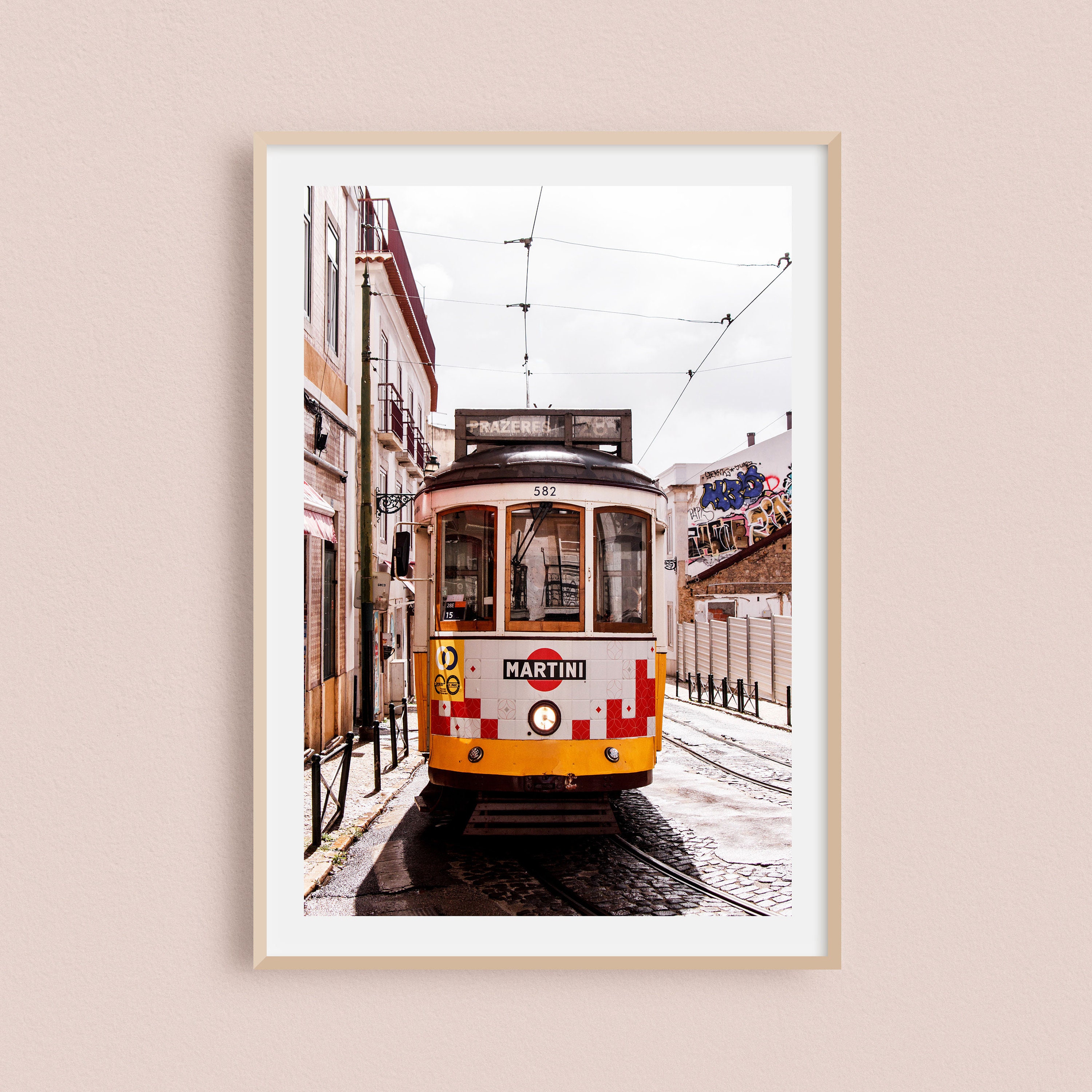 Impression Photo et Toile Du Tramway 28 de Lisbonne Au Portugal