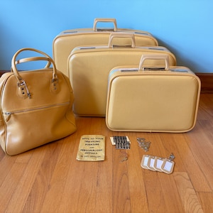 Vintage Retro Mid Century Modern 1970s Butterscotch/Yellow COMPLETE Set Of 4, Hardshell Luggage, Keys, Tags And 2 Garment Bags/Hangers.
