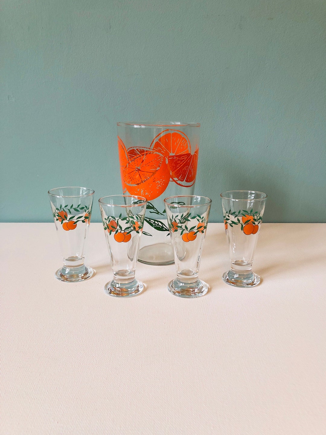 Vintage Mid Century Glass Orange Juice Pitcher Jar, 4 Juice Glasses