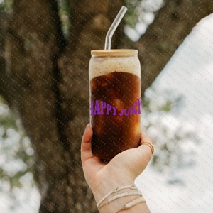 Fueled by Happy Juice™, Iced Coffee Cup, Custom Can Glass with Bamboo Lid and Straw, Mothers Day Gift 16oz tumbler 100067 画像 5