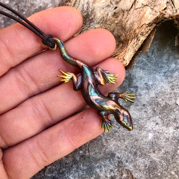 Lizard Necklace - Copper Lizard Choker - Reptile Jewelry - Copper Gecko Pendant - Flame Colored Lizard Pendant- Reptile Gifts - Lizard Lover