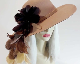 Tan Feather Hat for Races Felt Hat with Feathers for Festival Vintage Style Felt Hat with Brown Ombré Feathers 70s Floppy Boho Hat for Women