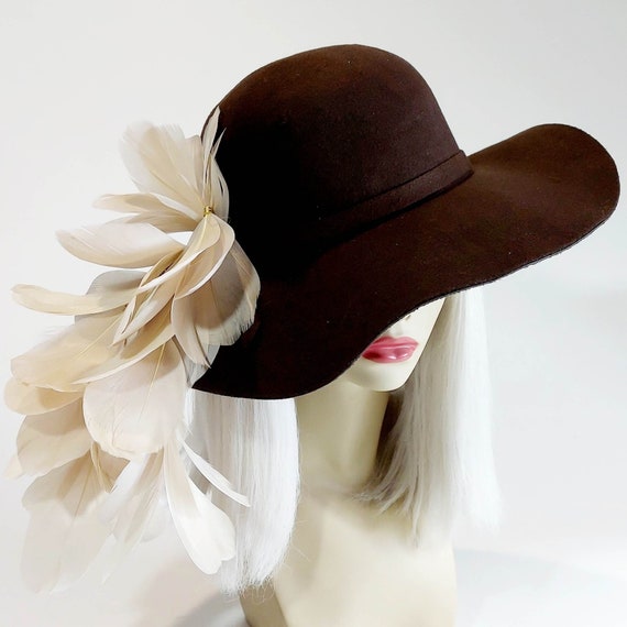 Beige felt floppy hat hotsell