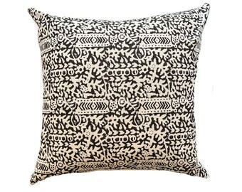 Schwarzer Blumen Kissenbezug, Beiges dekoratives Leinenkissen