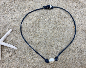 Leather and Pearl Necklace, Beach Necklace, Single Pearl Necklace, Leather Necklace, Surfer Necklace