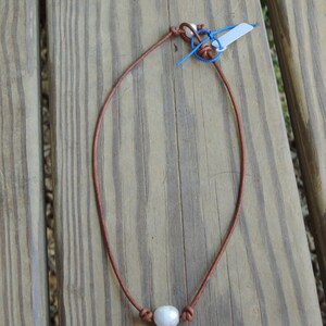 Freshwater pearl and leather necklace pearl choker beach necklace layering necklace leather choker image 5