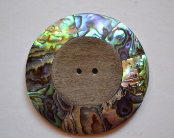 wood button and mother of Pearl 4, 5 cm 2 holes