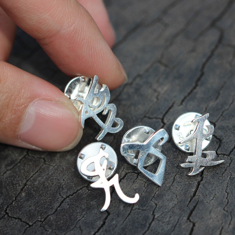 925 silver Angelic Power Rune brooch,Parabatai Rune brooch,Healing runes brooch,iratze Rune brooch,Iratze Rune brooch,parabatai rune jewelry