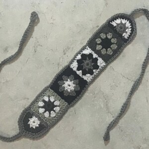 Crochet headband with granny squares in black, white and grey