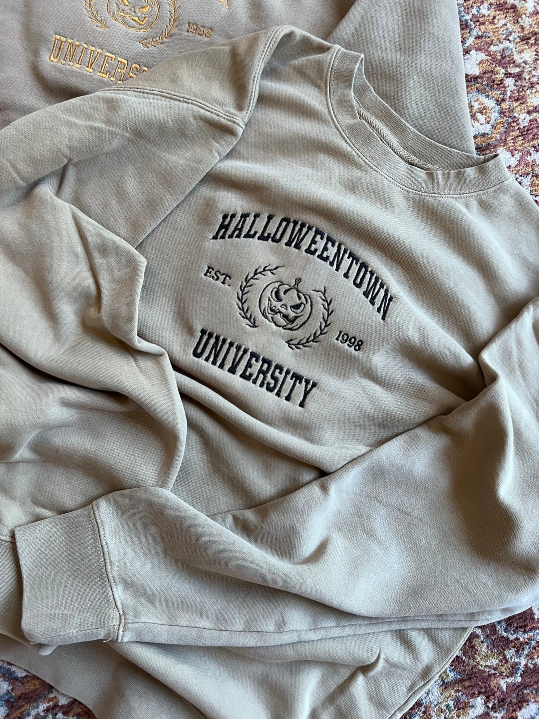 Halloweentown University Sweatshirt Halloweentown - Etsy