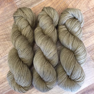Hand Dyed Non Superwash, No Nylon Corriedale Sock Yarn, 100g/3.5oz, Sudge