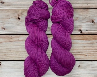 Hand Dyed Superwash Bluefaced Leicester/Corriedale DK/Light Worsted Yarn Wool, 100g/3.5oz, Flimflam