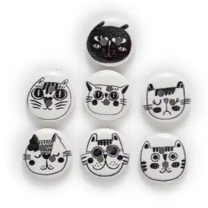 Cute Cat Wooden Buttons, Sewing Embellishments (15mm)