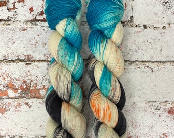Hand Dyed Superwash Bluefaced Leicester Nylon Ultimate Sock Yarn, 100g/3.5oz, Tundra