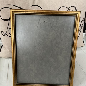 Vintage Plastic Frame, Shabby Chic, Picture Frame, Empty Frame, Tabletop 8x10