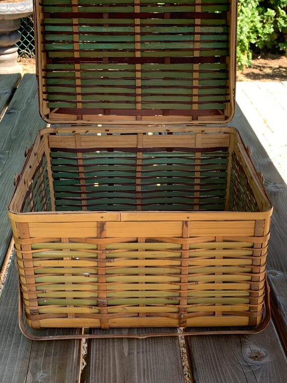 Vintage Picnic Basket, Bamboo Basket, Country House D… Gem