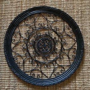 Large Round Metal Wall Decor Vintage - Etsy